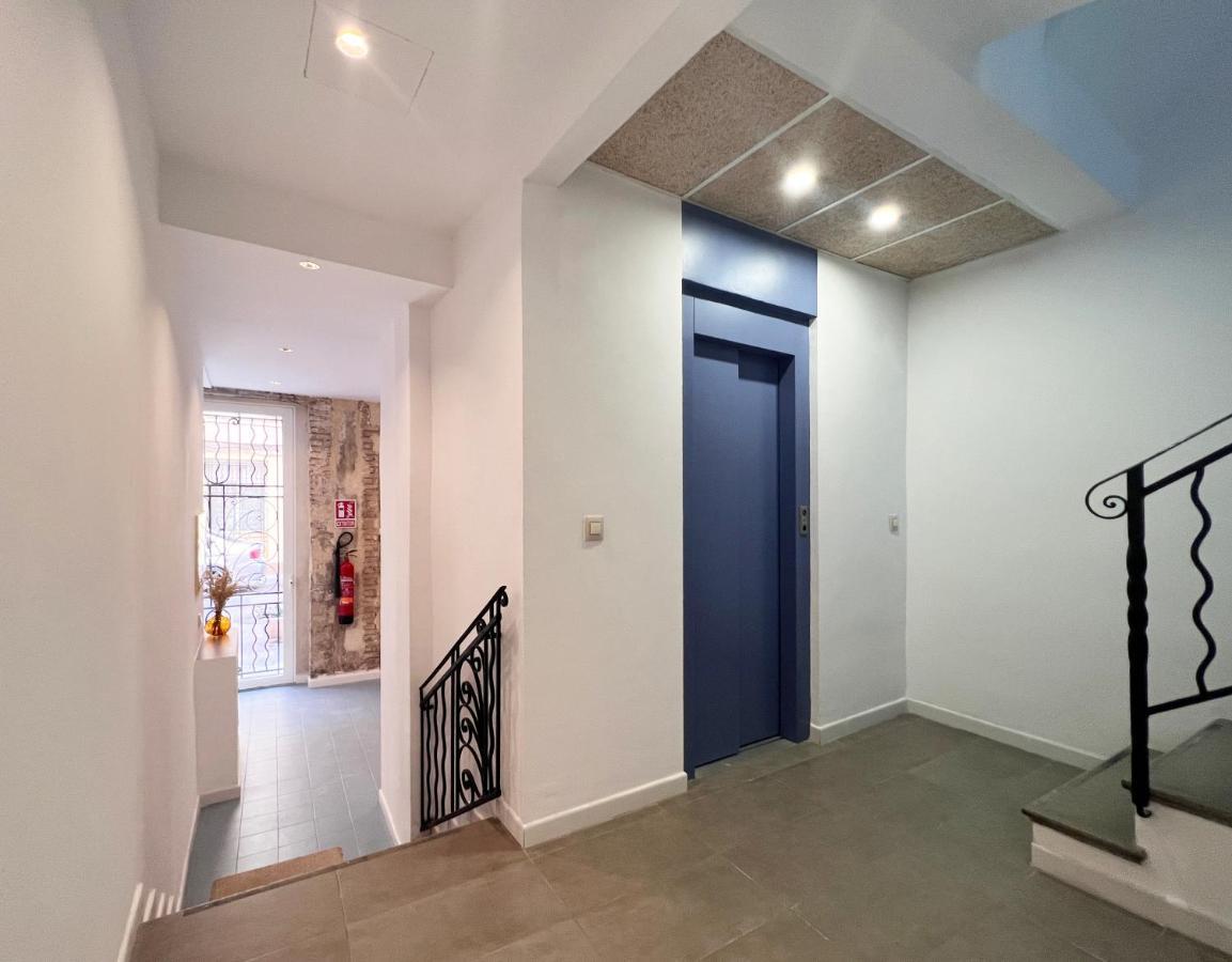 Maritime Apartamentos Cabanal Valencia Eksteriør bilde